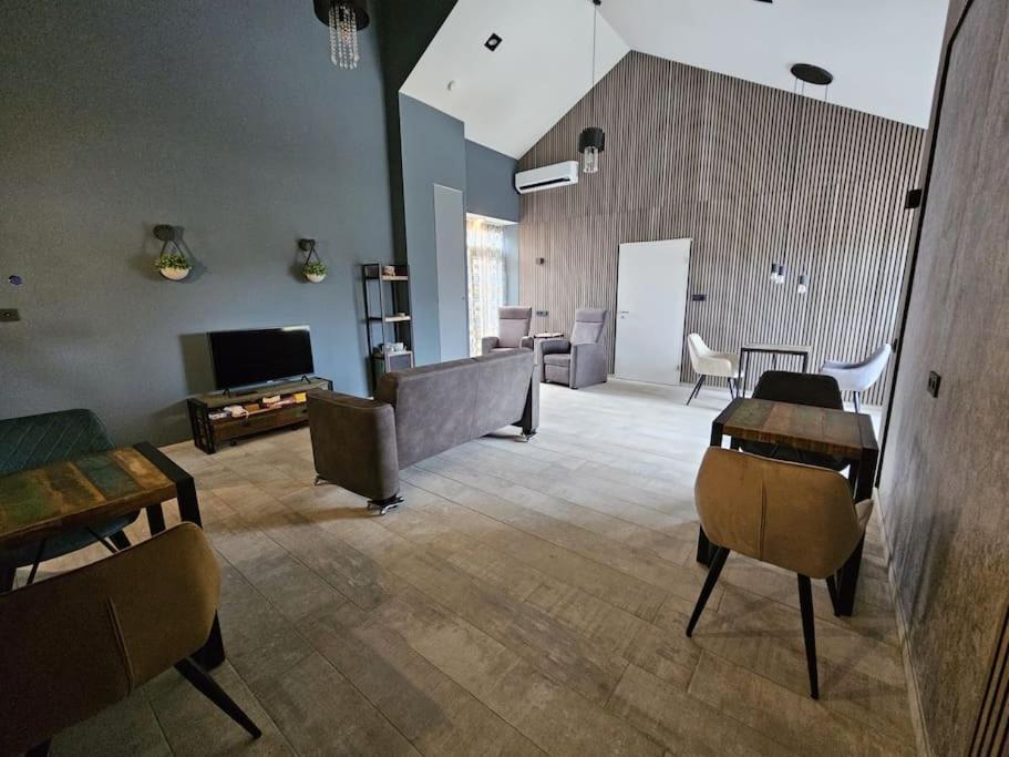 Bed and Breakfast Voormalig Politiebureau Gebruik Welnesstuin Tegen Betaling Ouddorp Exteriér fotografie